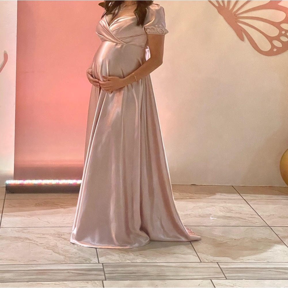 Pink maternity dress